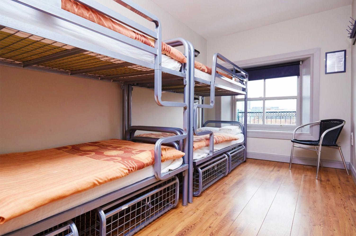 Bru Bar & Hostel Корк Экстерьер фото